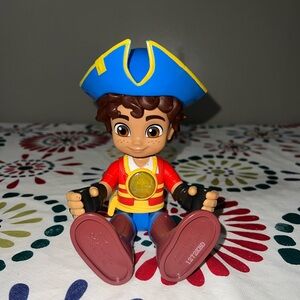 SANTIAGO OF THE SEAS Talking Pirate Figure Nickelodeon 2021 Light Up Mattel Toy
